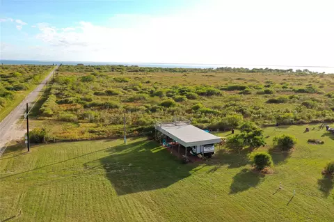 1982 County Road 477, Palacios, TX 77465