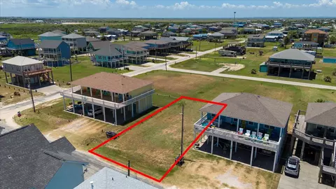 1126 Gulfview Ln, Crystal Beach, TX 77650 photo 22