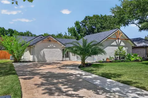 14826 Beechmoor Dr, Houston, TX 77095