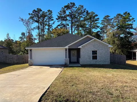 196 Twisted Oaks Dr, Rusk, TX 75785