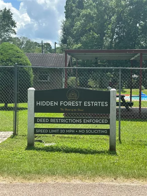 15814 Cottonwood Dr, Montgomery, TX 77356