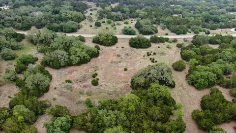 235 Pin Oak Trl, New Braunfels, TX 78132