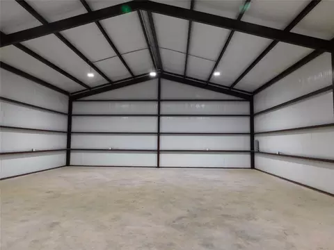 10719 Pine St, Willis, TX 77318 photo 4