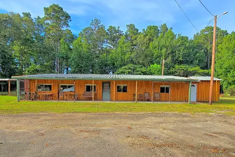 10295 E Hwy 255 St, Burkeville, TX 75932