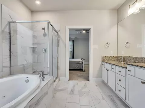 Bath - 2918 Skerne Forest Dr, Spring, TX 77373 photo 2 of 4
