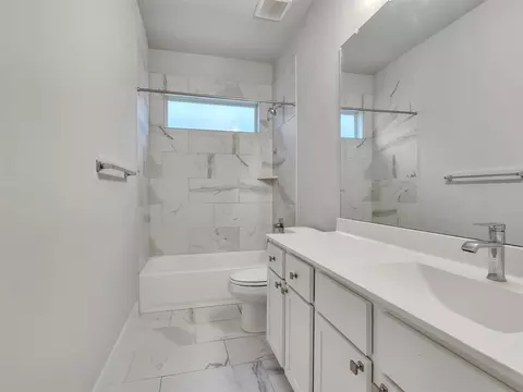 Bath - 2918 Skerne Forest Dr, Spring, TX 77373 photo 3 of 4