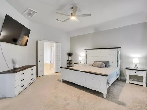 Bedroom - 2918 Skerne Forest Dr, Spring, TX 77373 photo 2 of 5