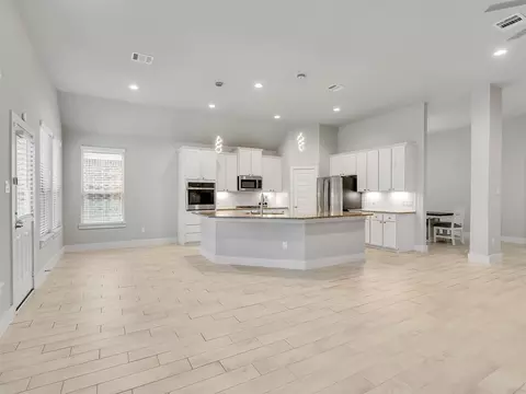 Kitchen - 2918 Skerne Forest Dr, Spring, TX 77373 photo 4 of 6