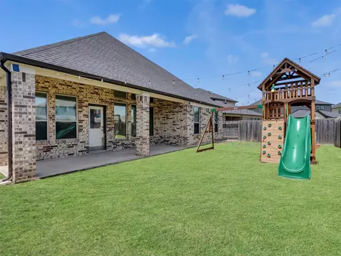 Exterior - 2918 Skerne Forest Dr, Spring, TX 77373 photo 3 of 7