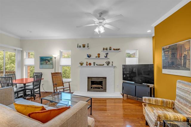 4041 Drake St #212, Houston, TX 77005