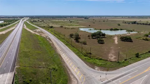 18804 NW Zac Lentz Pkwy, Victoria, TX 77905