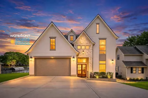 6859 Kingston Cove Ln, Willis, TX 77318