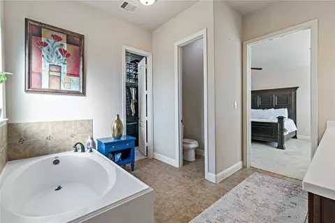 Entry Way - 8126 Spreadwing St, Conroe, TX 77385 photo 2 of 4