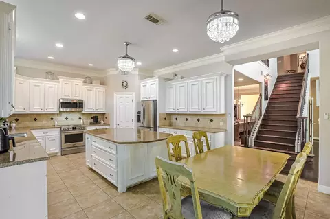 Kitchen - 30119 W Geneva Dr, Spring, TX 77386 photo 1 of 4
