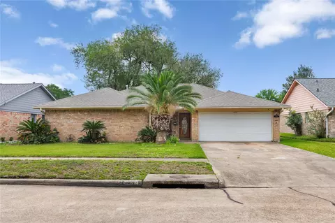 1818 New Orleans St, Deer Park, TX 77536
