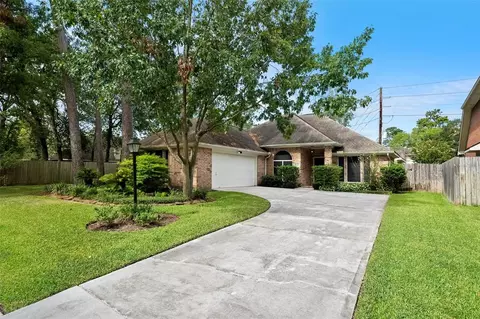 30211 Stoney Plain Dr, Spring, TX 77386 photo 1
