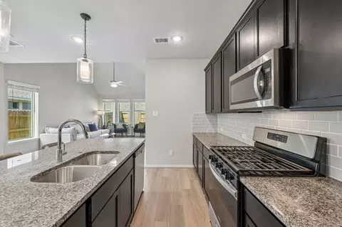 Kitchen - 31840 Pecan Cottage Ln, Spring, TX 77386 photo 5 of 5