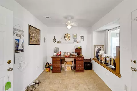 Entry Way - 144 Thornton, Trinity, TX 75862 photo 1 of 2