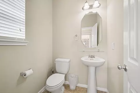 Bath - 8433 Sunset Loch Dr, Spring, TX 77379 photo 1 of 3