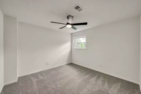 Bedroom - 47 Devonshire Dr, Conroe, TX 77304 photo 6 of 6