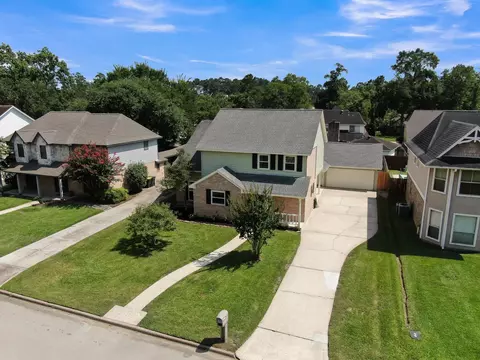 View/Area - 47 Devonshire Dr, Conroe, TX 77304 photo 2 of 6