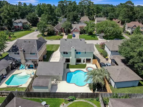 View/Area - 47 Devonshire Dr, Conroe, TX 77304 photo 1 of 6