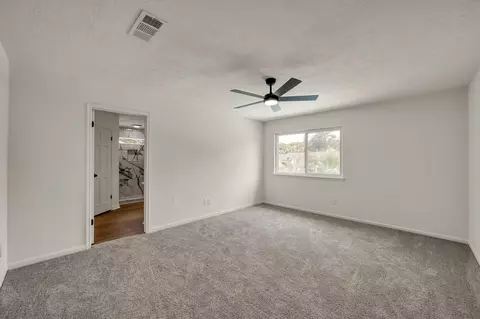 Bedroom - 47 Devonshire Dr, Conroe, TX 77304 photo 2 of 6