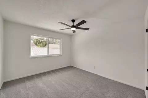 Bedroom - 47 Devonshire Dr, Conroe, TX 77304 photo 5 of 6