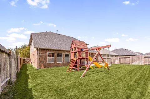 Exterior - 9418 Mcdowell Dr, Rosenberg, TX 77469 photo 2 of 4