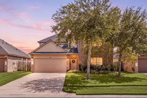Exterior - 9418 Mcdowell Dr, Rosenberg, TX 77469 photo 4 of 4