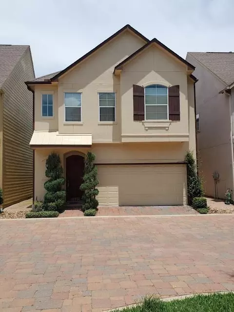 11014 Sherwood Ridge Dr, Houston, TX 77043