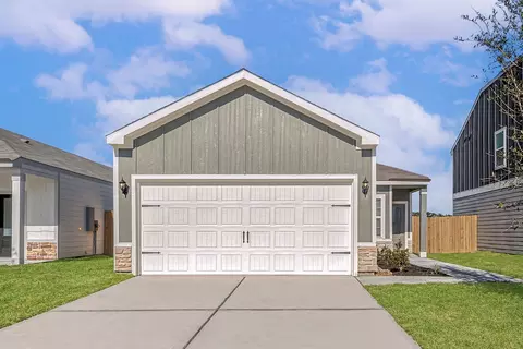 8316 Sunberry Shadow Dr, Houston, TX 77016