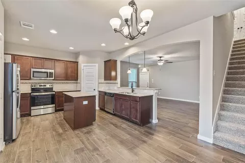 Kitchen - 217 Oakcrest, Conroe, TX 77304 photo 1 of 4