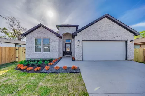 6313 Joe Louis Ln, Houston, TX 77091