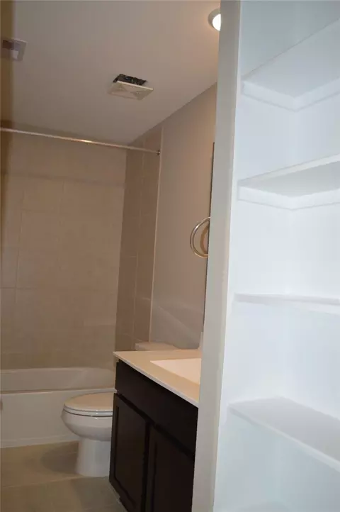 Bath - 3230 Harmony Creek Ln, Spring, TX 77386 photo 2 of 2