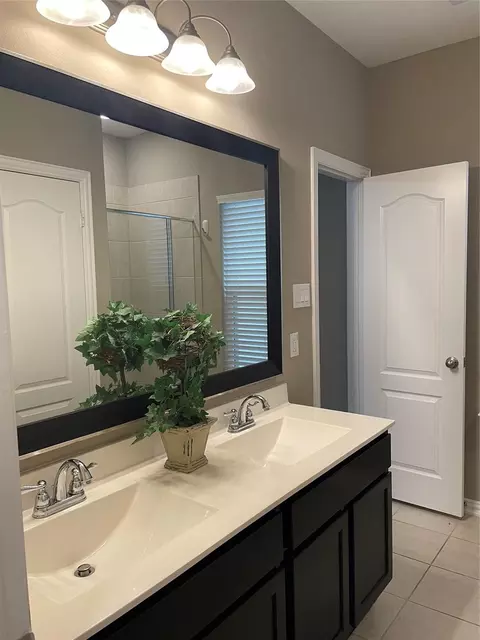 Bath - 3230 Harmony Creek Ln, Spring, TX 77386 photo 1 of 2