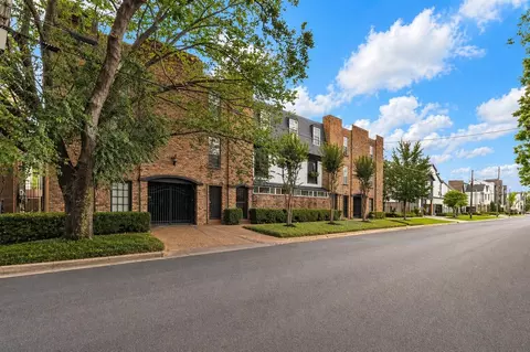 1909 Brun St #17, Houston, TX 77019