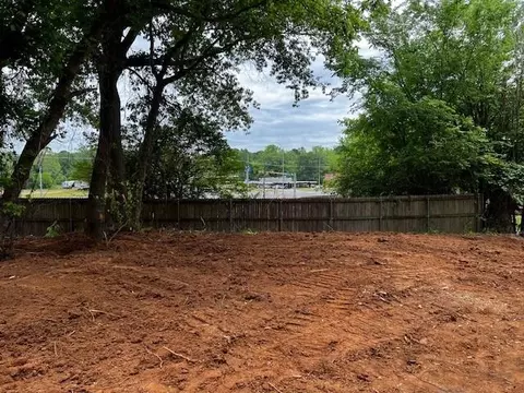 1609 Elysian Fields Ave, Marshall, TX 75670 photo 3