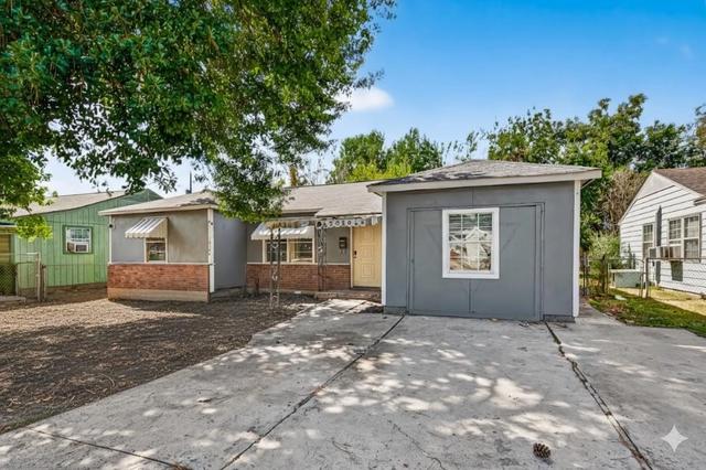 10106 Sierra Dr, Houston, TX 77051