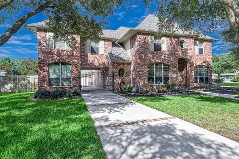 1302 Lake Grayson Dr, Katy, TX 77494