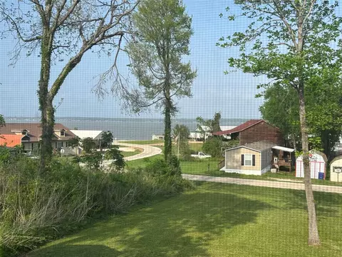 240 Coco Loop, Point Blank, TX 77364 photo 1