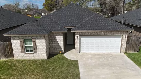 3140 Waverly St, Beaumont, TX 77705