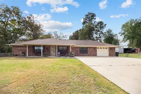 829 Pine Ave, Cushing, TX 75760 photo 1