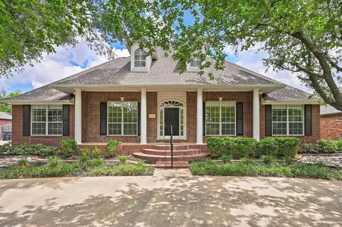717 Willow Loop, College Station, TX 77845