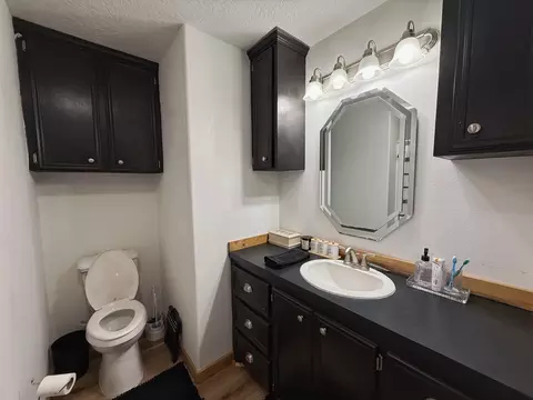 Bath - 3699 Cr 114, Centerville, TX 75833 photo 1 of 2