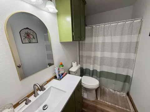 Bath - 3699 Cr 114, Centerville, TX 75833 photo 2 of 2