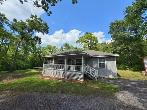 Exterior - 3699 Cr 114, Centerville, TX 75833 photo 3 of 15