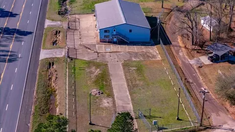 8424 Us Hwy 69 N, Pollok, TX 75969