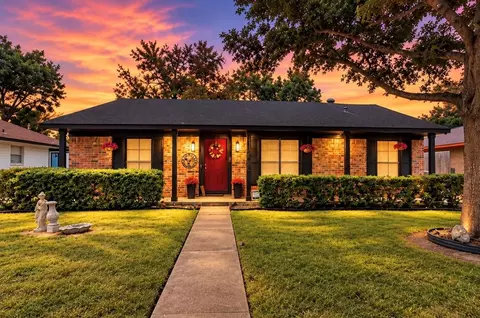 11226 Sageburrow Dr, Houston, TX 77089