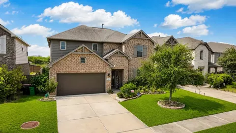 18415 Aspen Downs Ln, Richmond, TX 77407